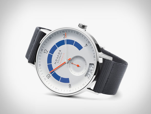 nomos-glashutte-autobahn-watch-8.jpg
