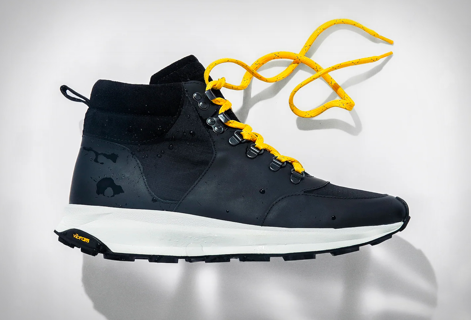 North 89 Alpine Hiker - Image