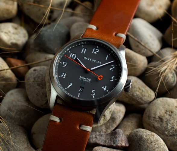 oak-oscar-olmsted-watch-2.jpg | Image