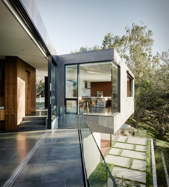 oak-pass-main-house-5a.jpg