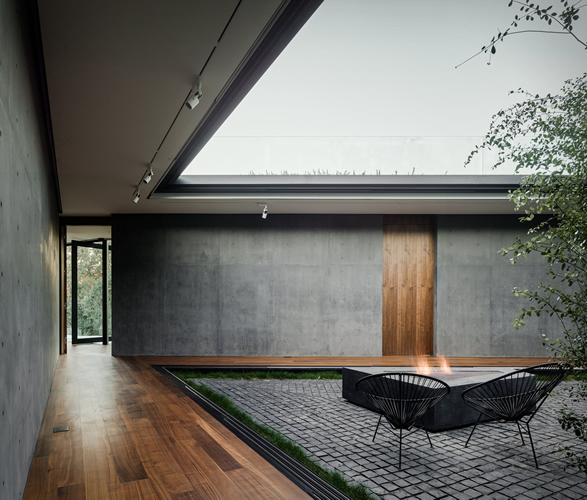oak-pass-main-house-7.jpg