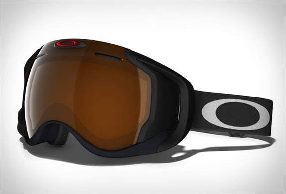 oakley-airwave-4.jpg | Image