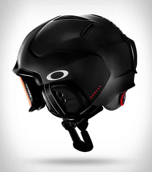 oakley-snow-helmets-7.jpg