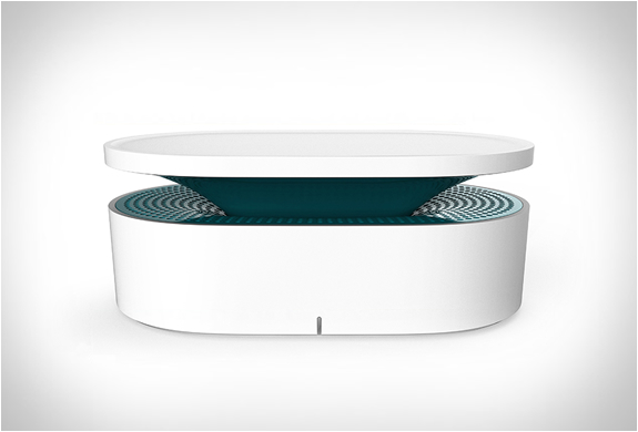 oaxis-bento-induction-speaker-2-new.jpg | Image