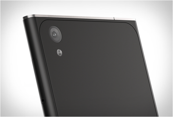 obi-worldphone-5.jpg | Image