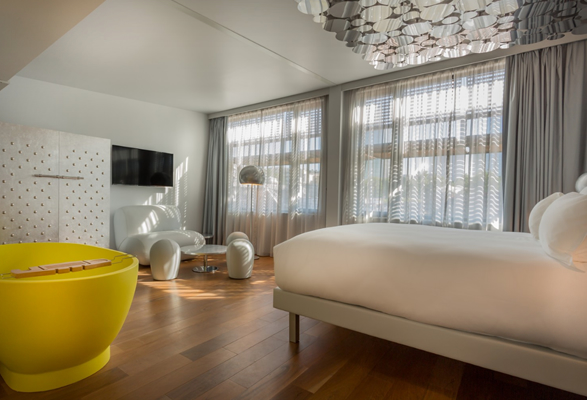 off-floating-hotel-paris-11.jpg