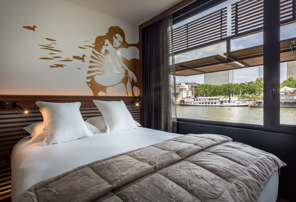 off-floating-hotel-paris-9.jpg