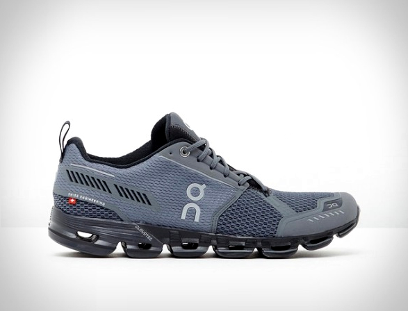 on-cloudflyer-running-shoe-3.jpg | Image