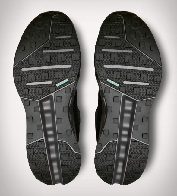 on-cloudhorizon-hiking-sneaker-3.jpeg | Image