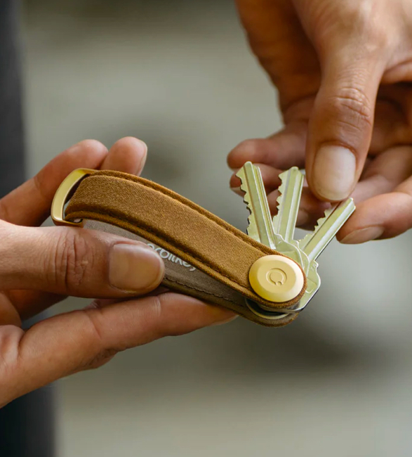 orbitkey-waxed-canvas-key-organiser-4.jpeg | Image