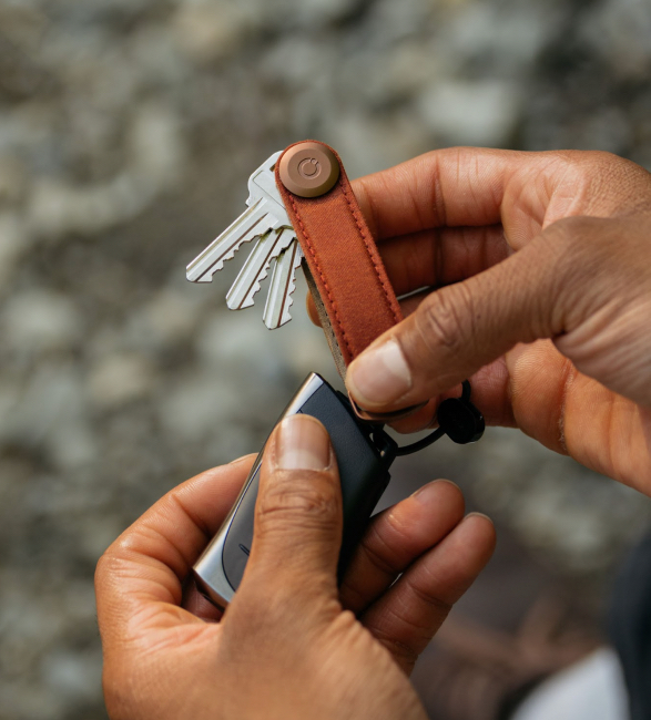 orbitkey-waxed-canvas-key-organiser-6.jpeg