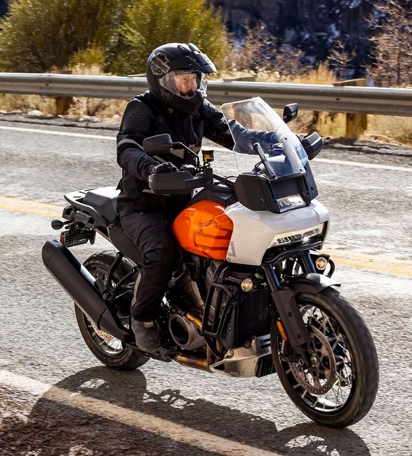 pan-america-1250-adventure-motorcycle-8.jpg