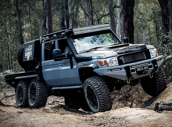 patriot-campers-lc79-6x6-8.jpg