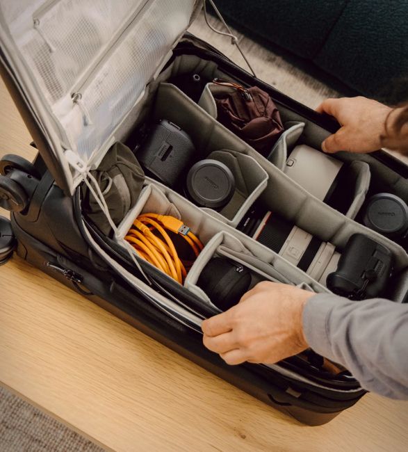 peak-design-roller-pro-carry-on-6.jpg