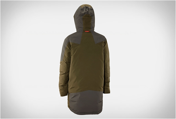 peak-performance-excursion-parka-5.jpg | Image