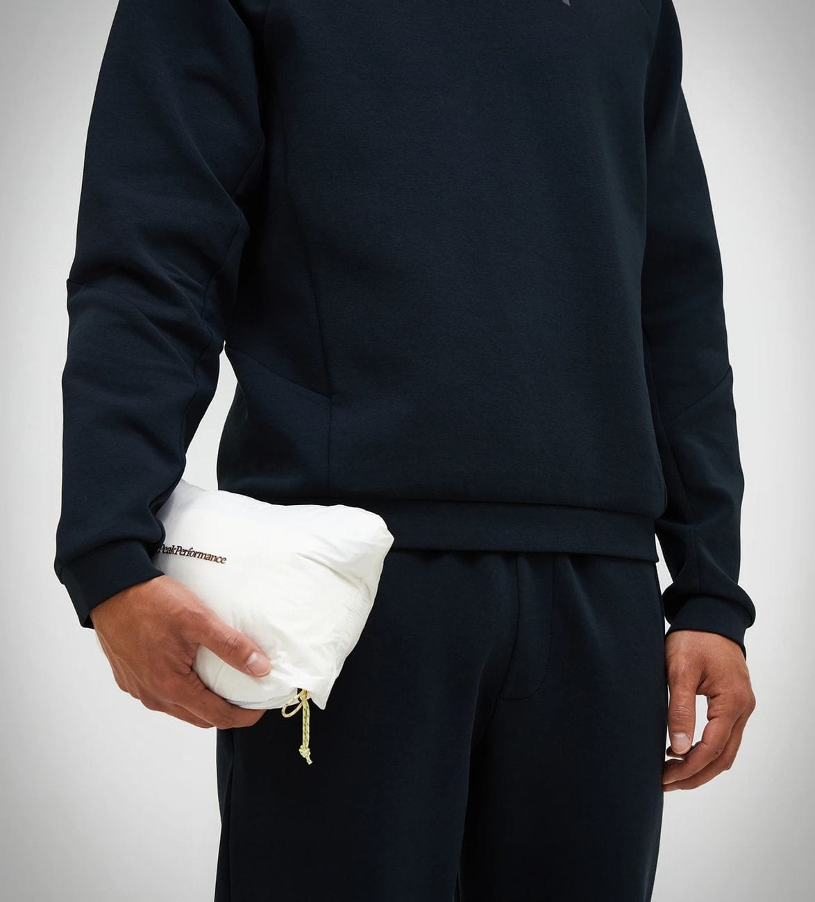 peak-performance-helium-utility-down-hood-jacket-6.jpg | Image