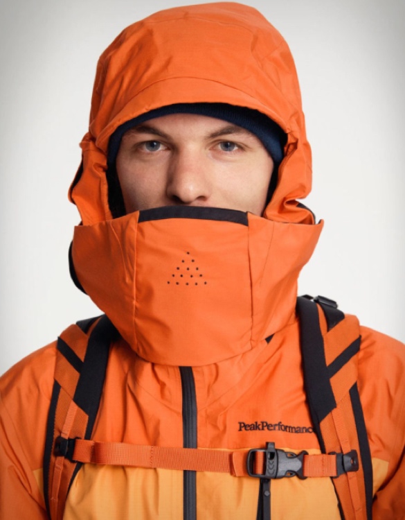 peak-performance-vertical-pro-jacket-6.jpg