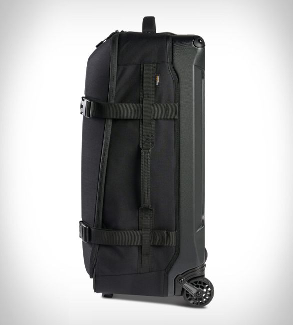 pelican-aegis-rolling-hybrid-duffel-2.jpg | Image