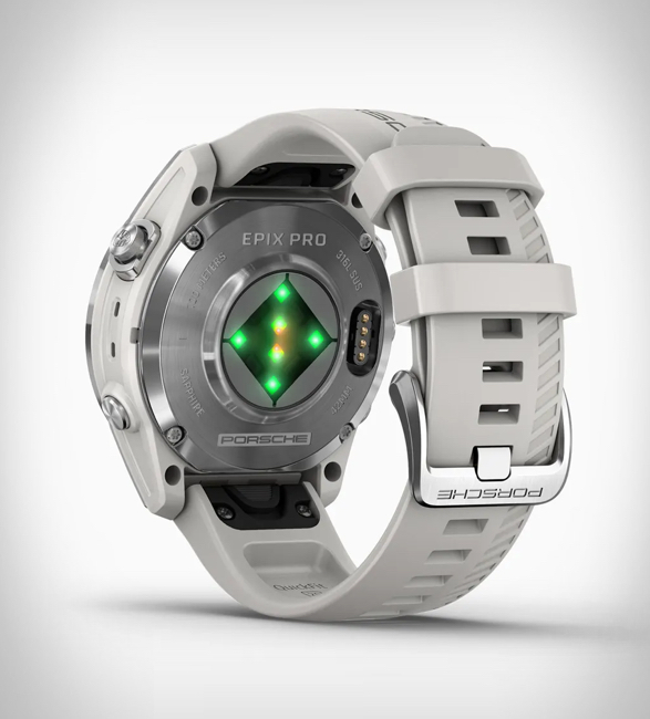 porsche-garmin-smartwatch-6.jpg