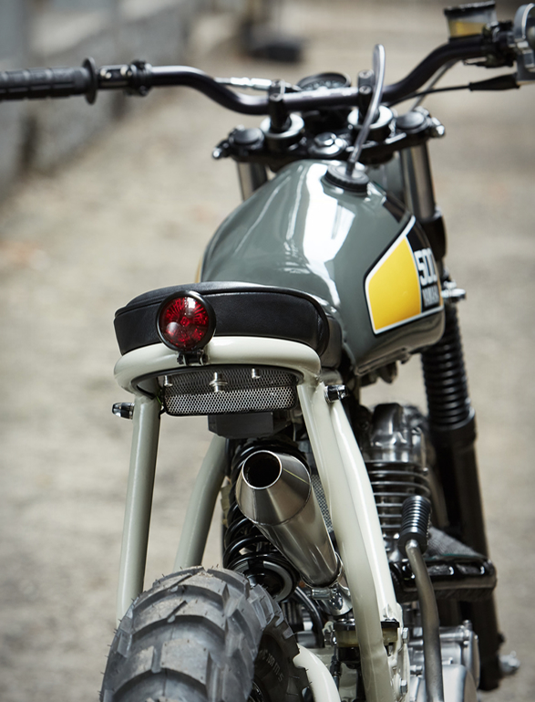 powder-monkees-yamaha-sr500-8.jpg