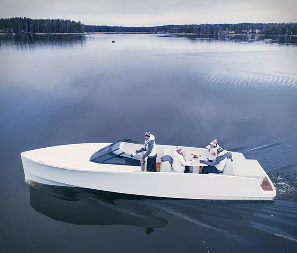 q30-electric-boat-2.jpg | Image