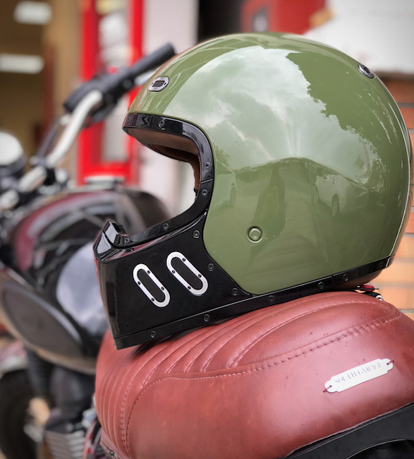 qwart-phoenix-helmet-11.jpg