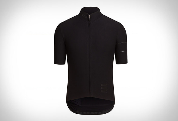 rapha-shadow-apparel-8.jpg