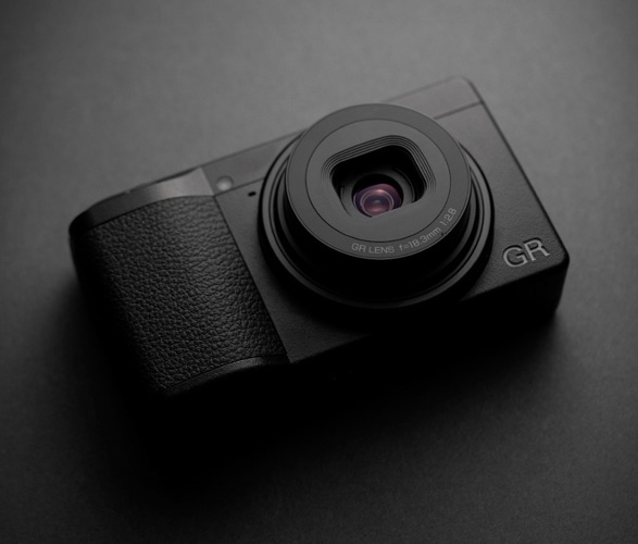 ricoh-gr-iii-camera-6.jpg