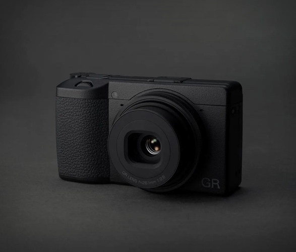 ricoh-gr-iiix-camera-2.jpg | Image