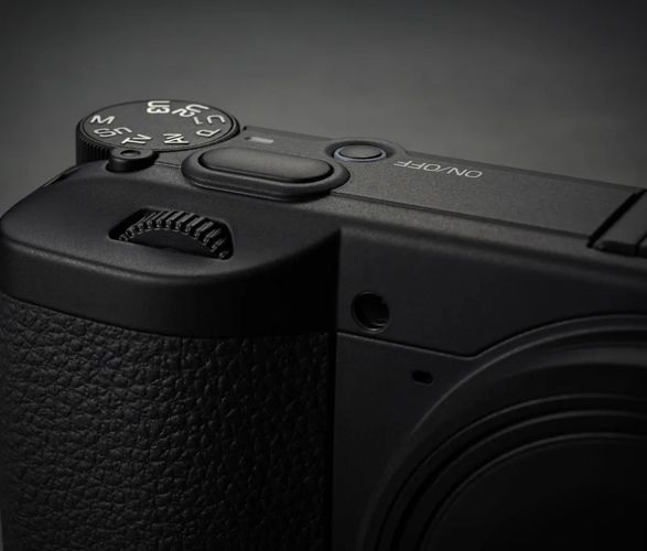 ricoh-gr-iv-monochrome-camera-2.jpg | Image