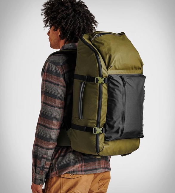 roark-5-day-mule-bag-2.jpg