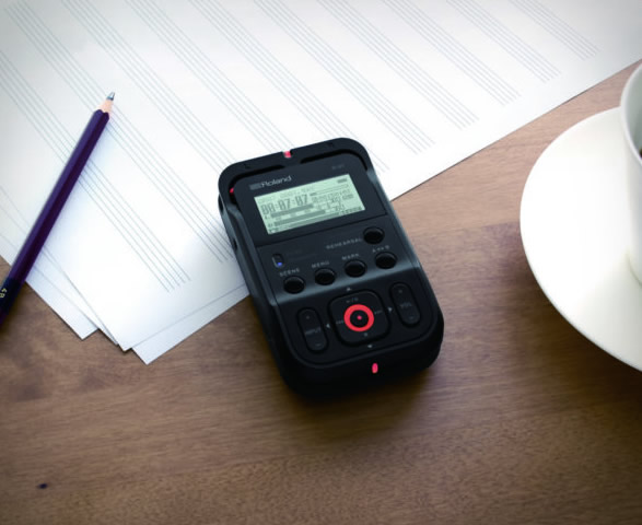 roland-r-07-audio-recorder-4.jpg | Image