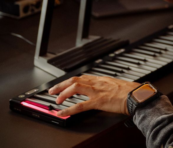 roli-piano-1.jpg | Image