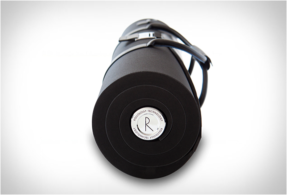 rollor-suit-carrier-2.jpg | Image