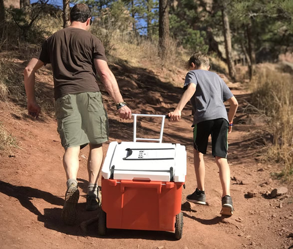 rollr-all-terrain-cooler-7.jpg