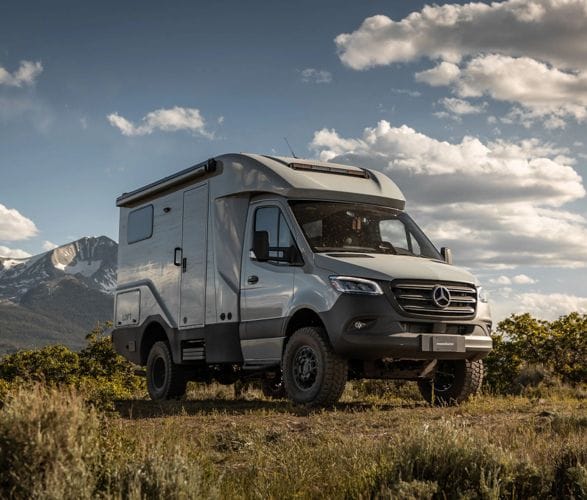 rossmonster-loft-camper-van-11.jpg | Image