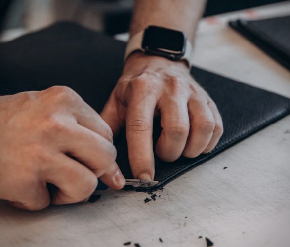 ryan-london-macbook-leather-case-4.jpg | Image
