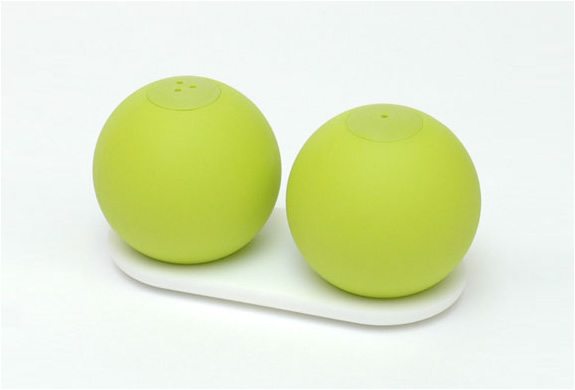 salt-pepper-squeezers-4.jpg | Image