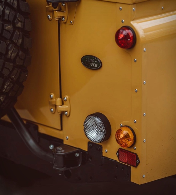 sandglow-yellow-defender-7.jpg