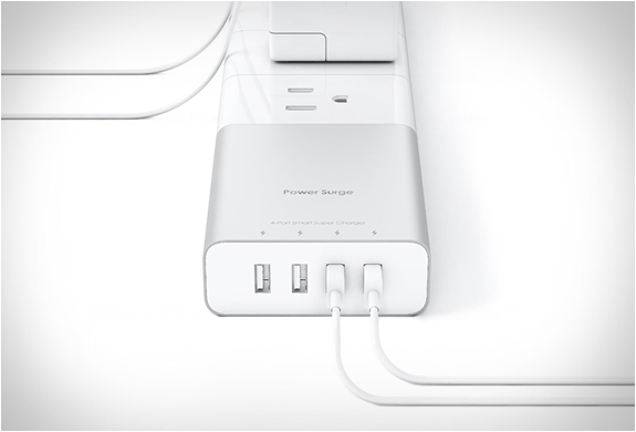 satechi-aluminum-power-strip-2.jpg | Image