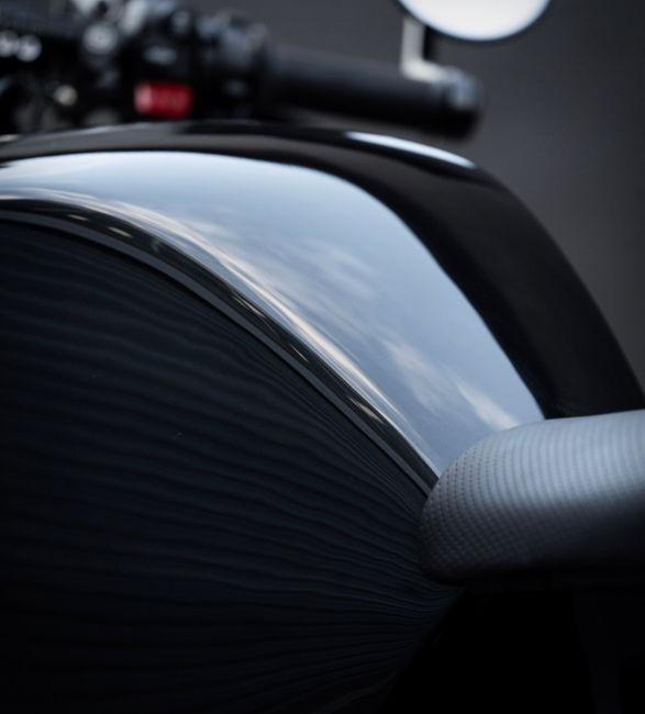 savic-c-series-motorcycle-10.jpeg