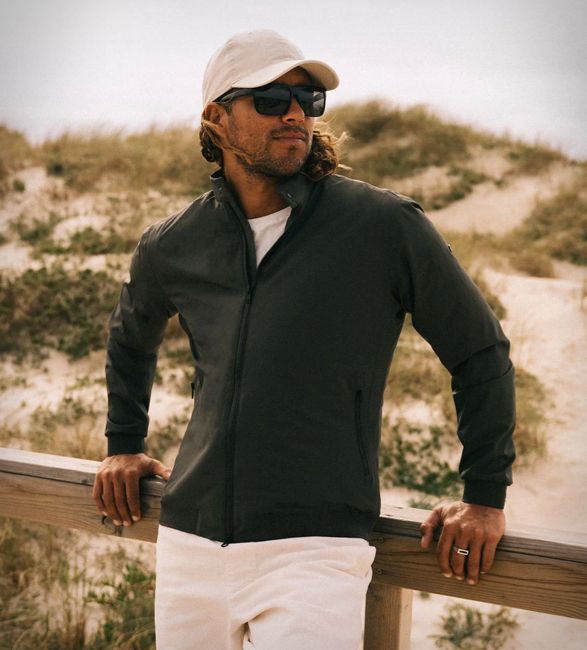 scandinavian-edition-plain-jacket-4.jpg | Image