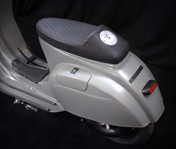 scooter-service-custom-vespas-5.jpg | Image