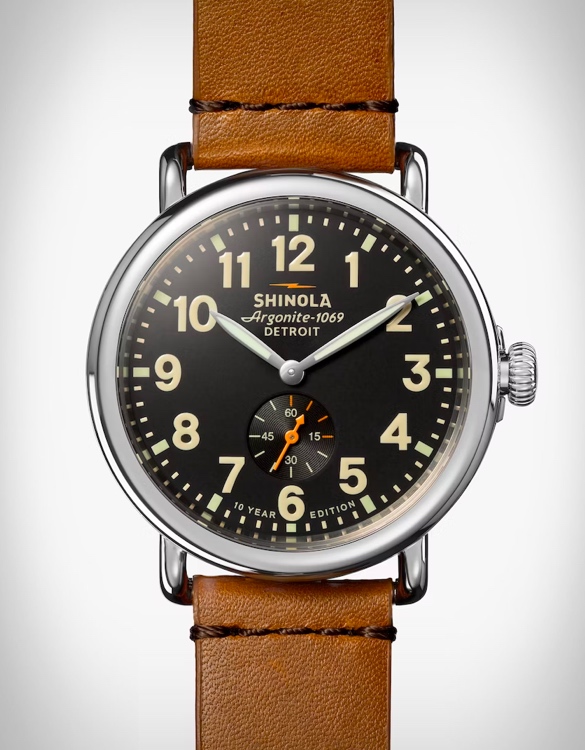 shinola-runwell-10-year-anniversary-watch-2.jpeg | Image