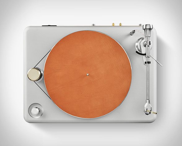 shinola-runwell-turntable-7.jpg