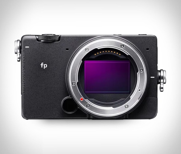 sigma-fp-mirrorless-digital-camera-3.jpg | Image
