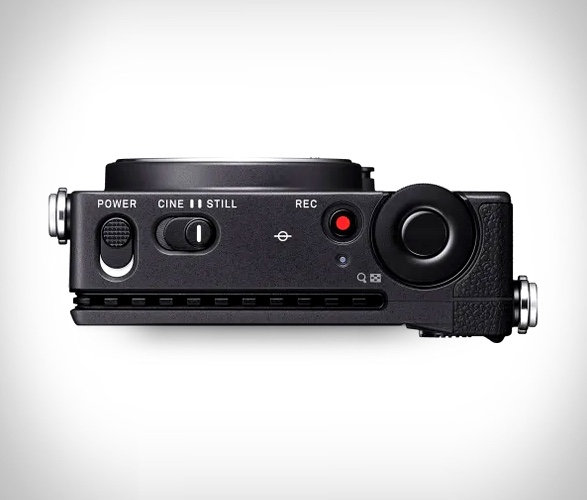 sigma-fp-mirrorless-digital-camera-4.jpg | Image