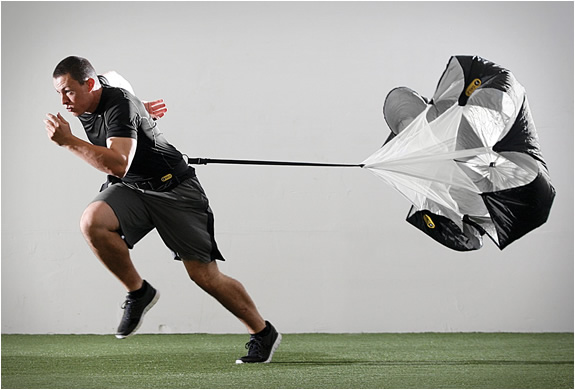sklz-speed-training-parachute-2.jpg | Image