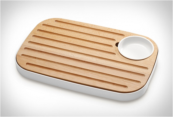 slice-serve-bread-cheese-board-5.jpg | Image