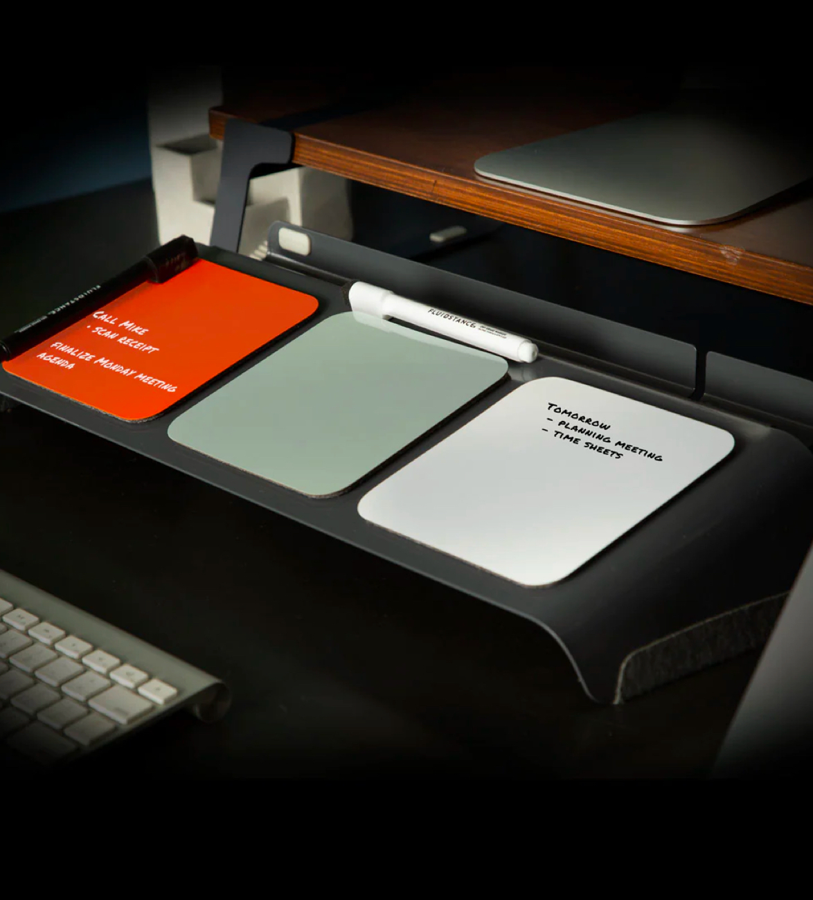 slope-desk-whiteboard-3.jpg | Image